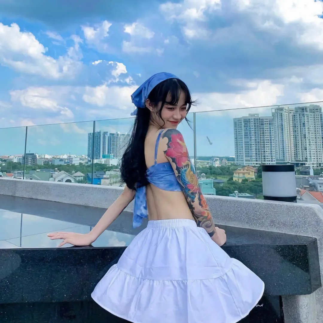 滑板女孩